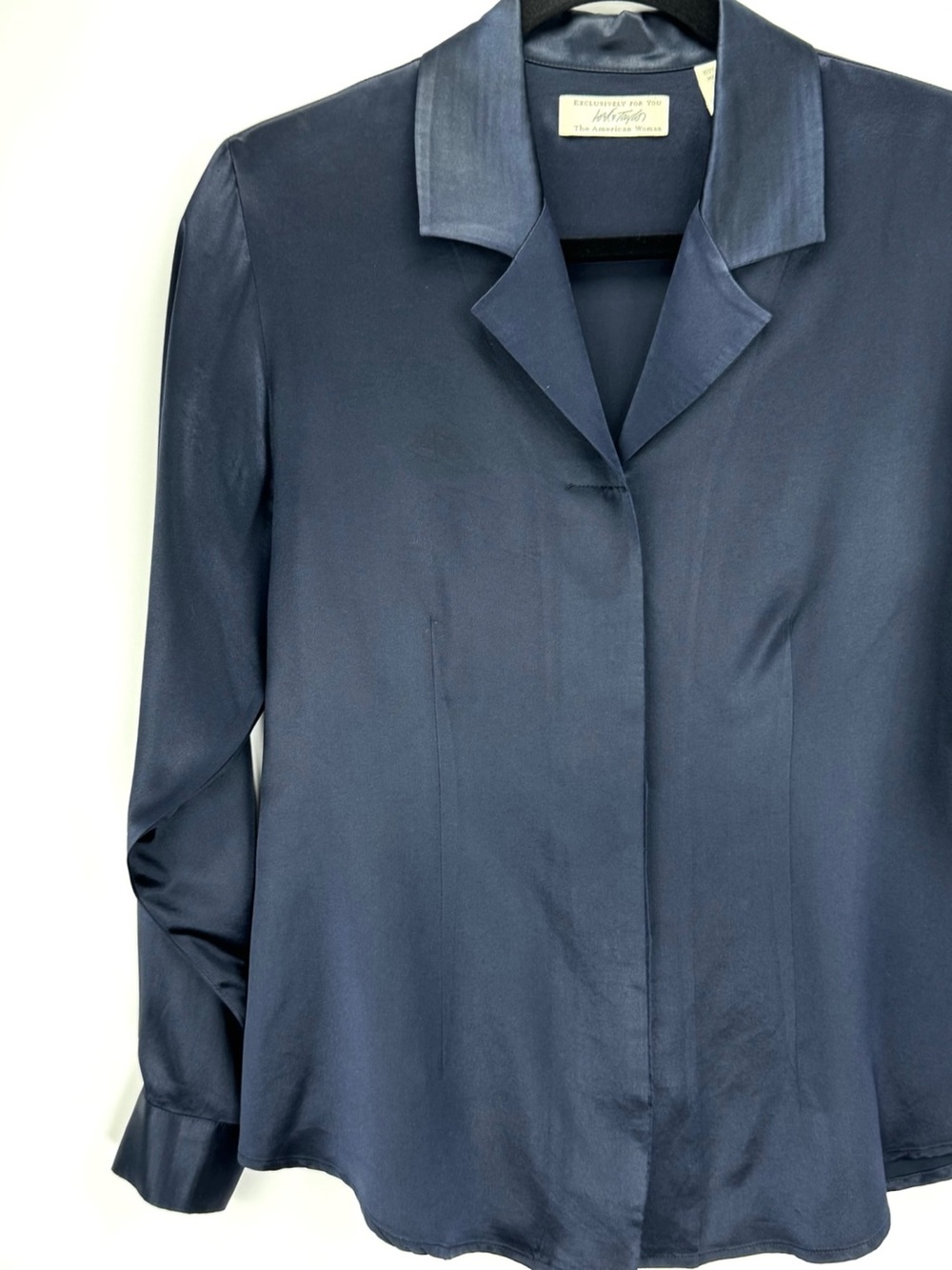100% Silk Navy Blue Button-Front Long Sleeve Blouse - Picture 5 of 16
